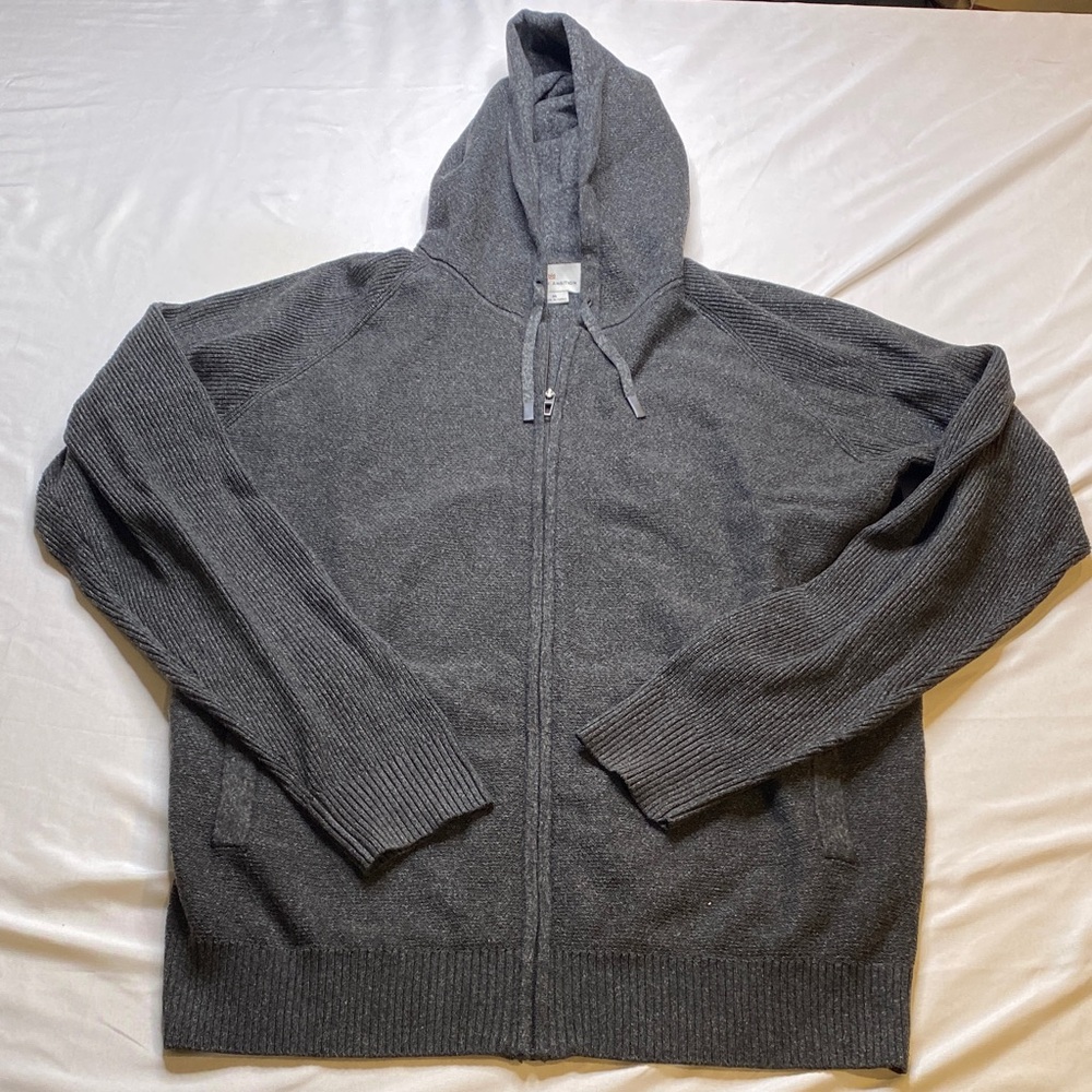 Modern Ambition Men's Gray‎ Zip-Up Hoodie Sweater-NWOT
